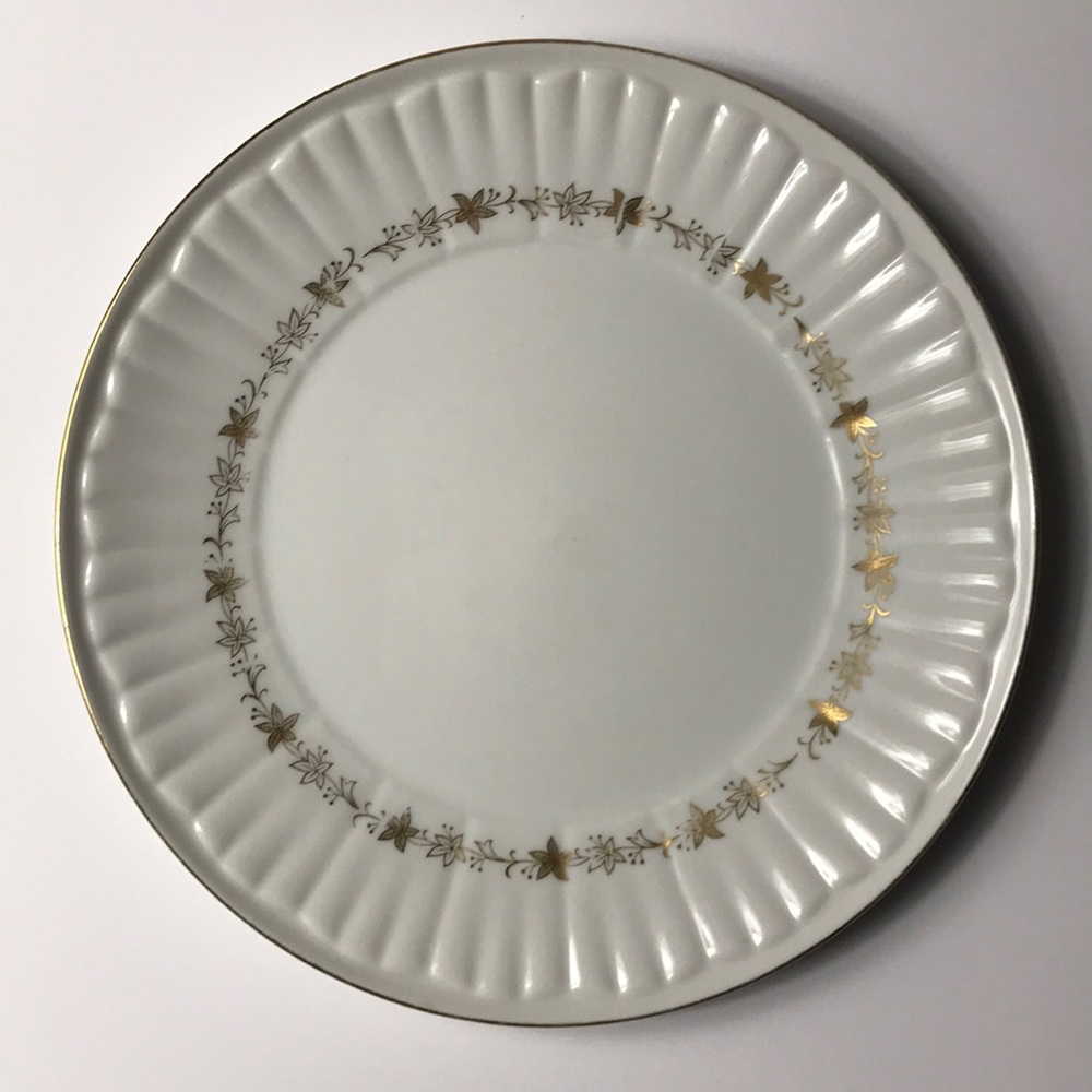 Set of 3 Harmony House Fine China “Bouffant” Dinner Plates Made in Japan, 1950s
